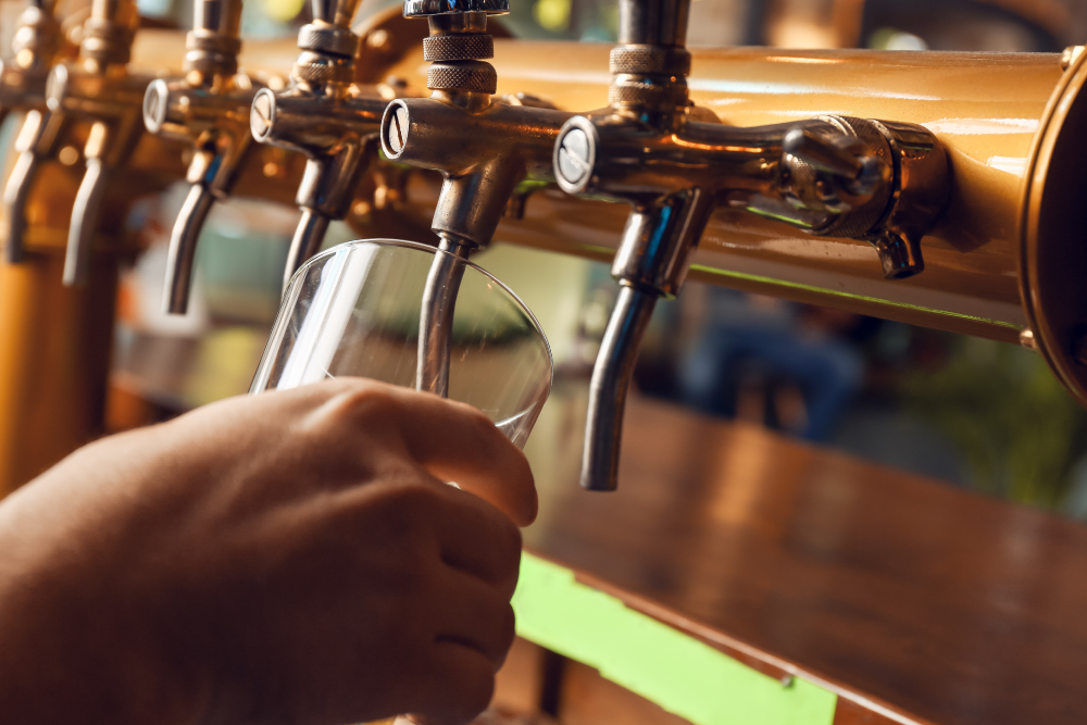 A commercial draft beer system and its component